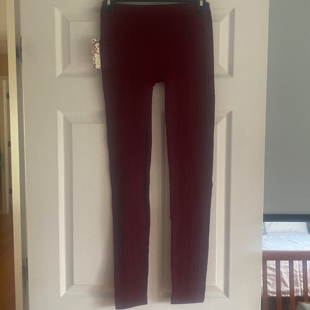 NWT Pink Rose Medium Cozy Fleece Leggings